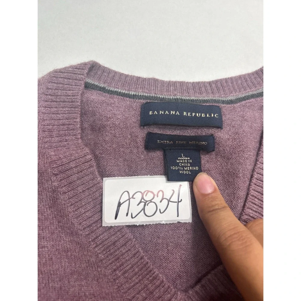 Banana Republic v-neck sweater‎ Men's size Large burgundy pullover